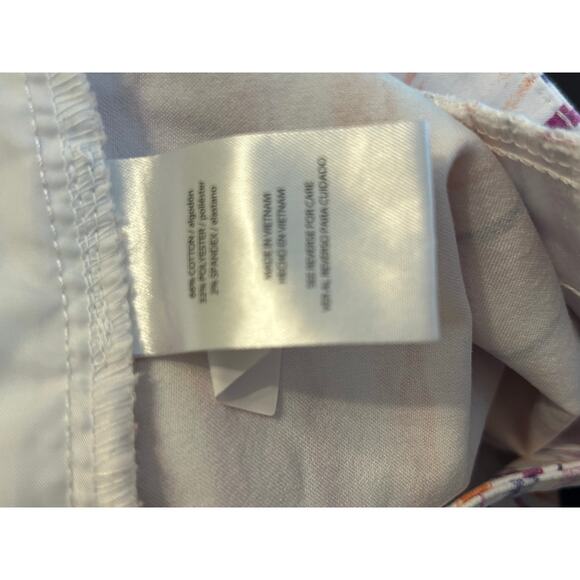 Isaac Mizrahi Shorts‎ Women’s 8 Colorful Striped Tailored Cotton Casual - Picture 6 of 7